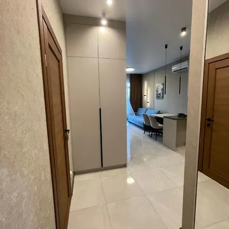 Apartment двох кімнатна студія біля моря